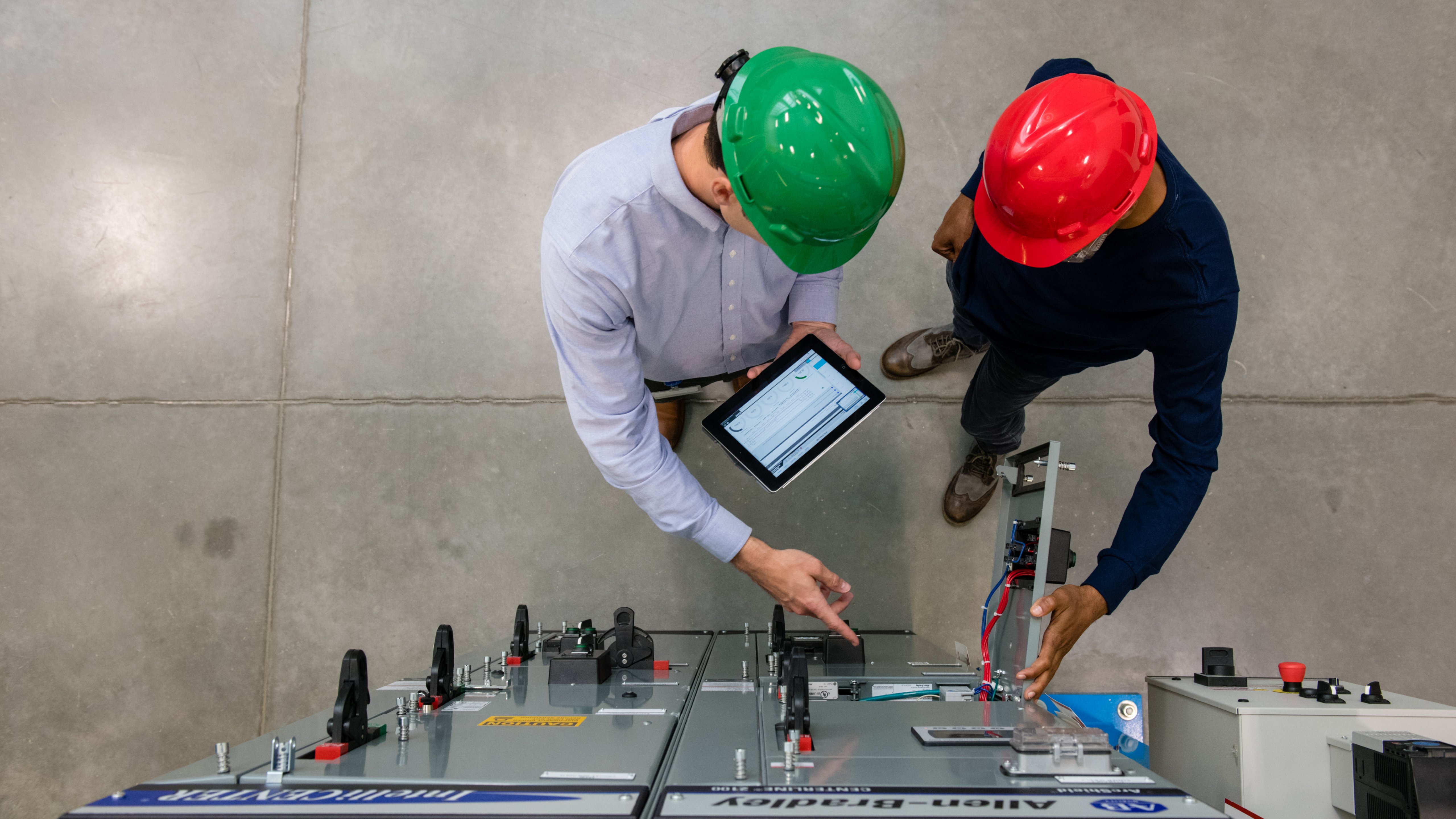 Sistemas de procesos e Intelligent Packaged Power